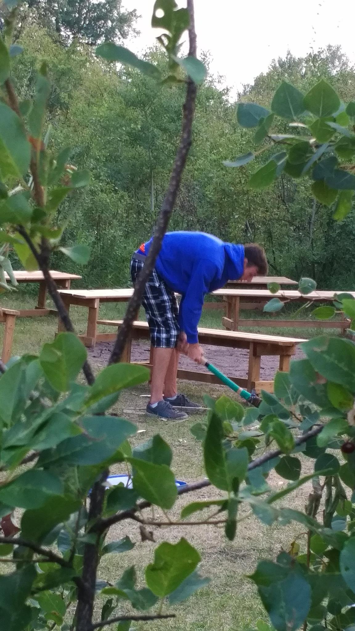 cleaning a firepit